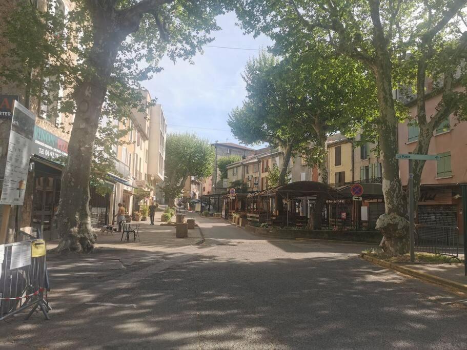 Appartement Beau Duplex 2/4 Pers. Avec Terrasse à Vinon-sur-Verdon Extérieur photo